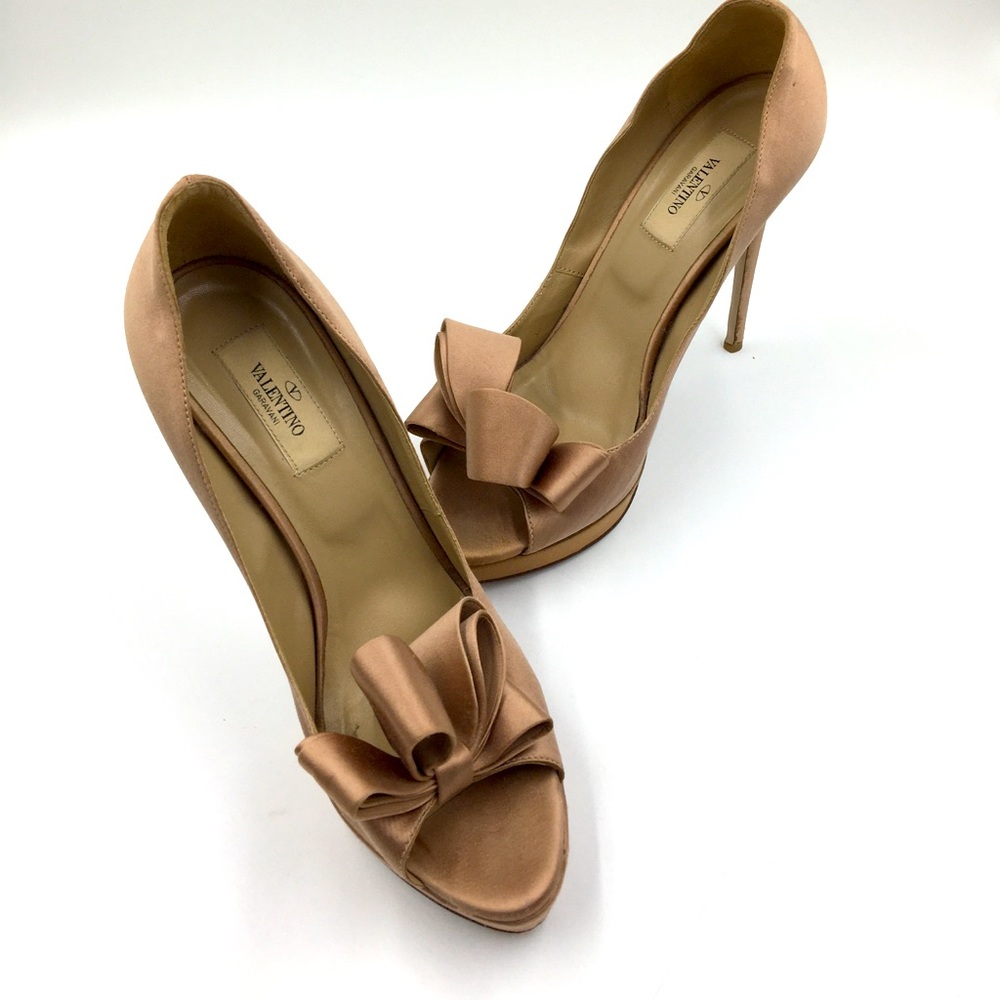 Authentic 🔥Valentino heels Shoes